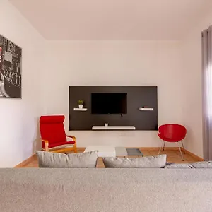 https://los-corales.in-canary-islands.com